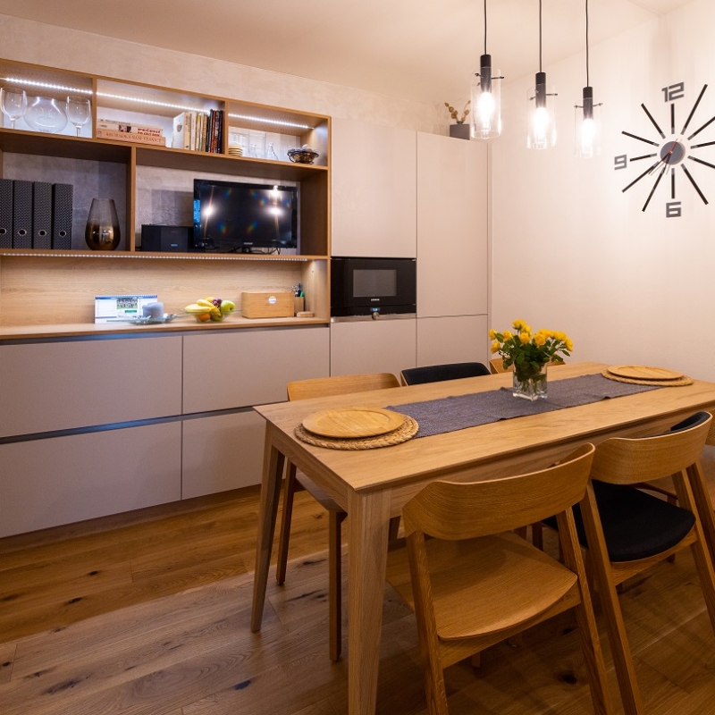 kuchyně s jídelnou