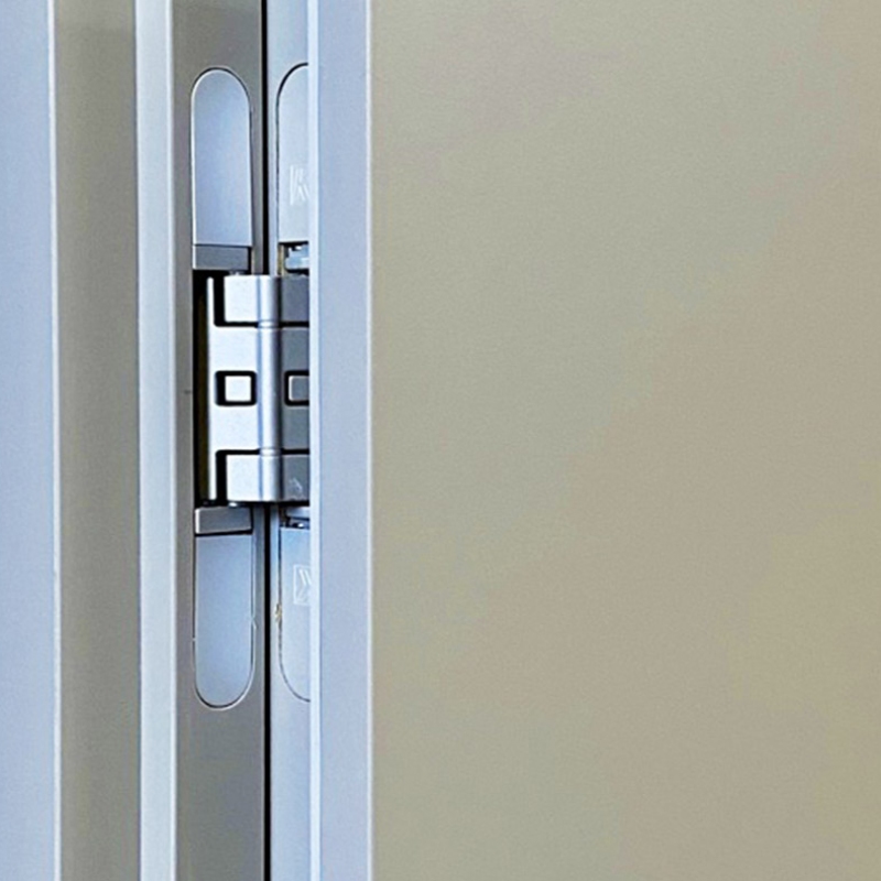 kuchyně s dveřmi do spíže 1