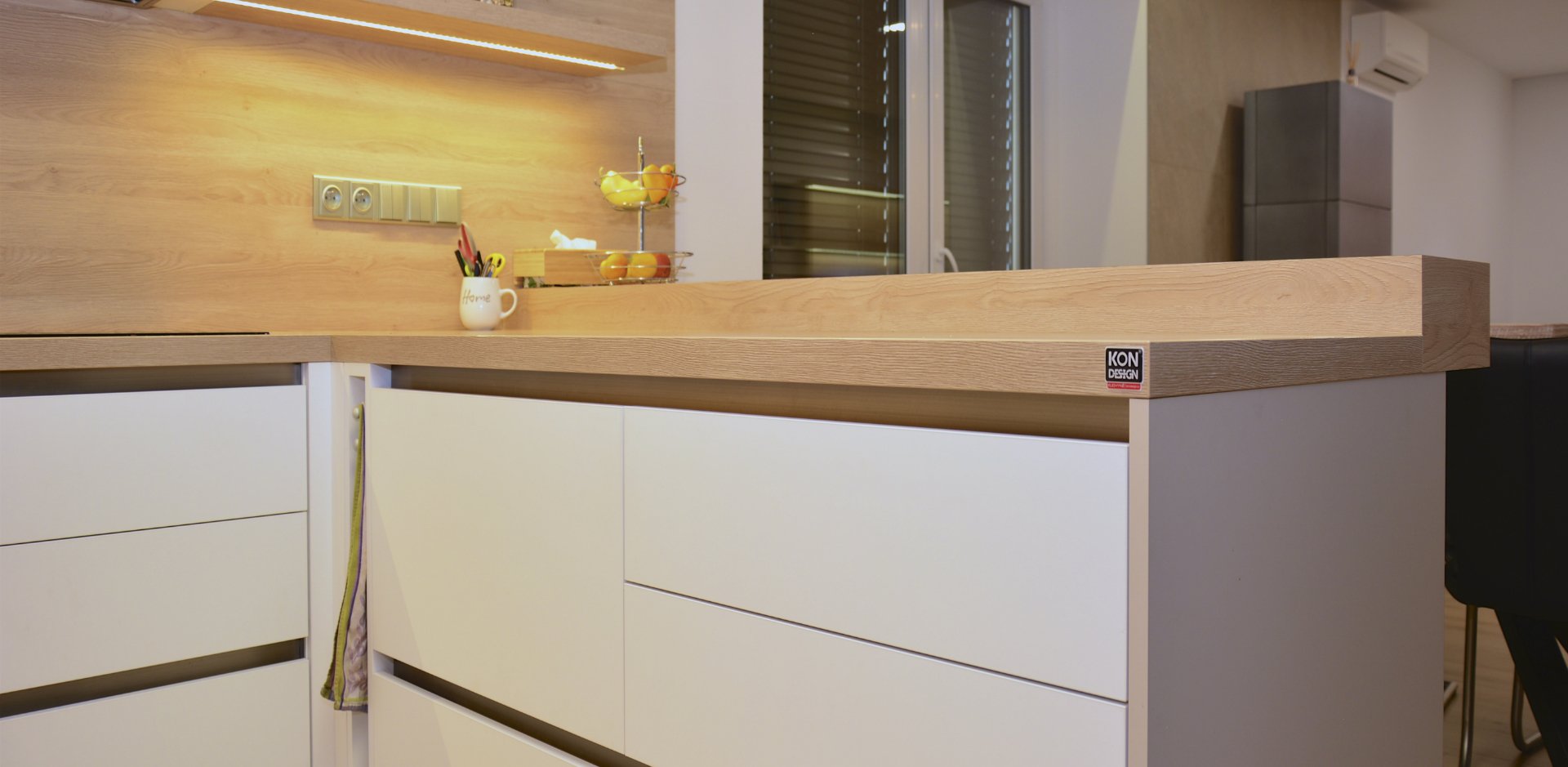 Kuchyně s kamennou dýhou - 2